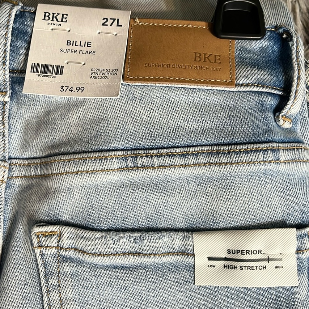 BKE   Billie jeans, super flare. Superior High Stretch. Came from Buckles store